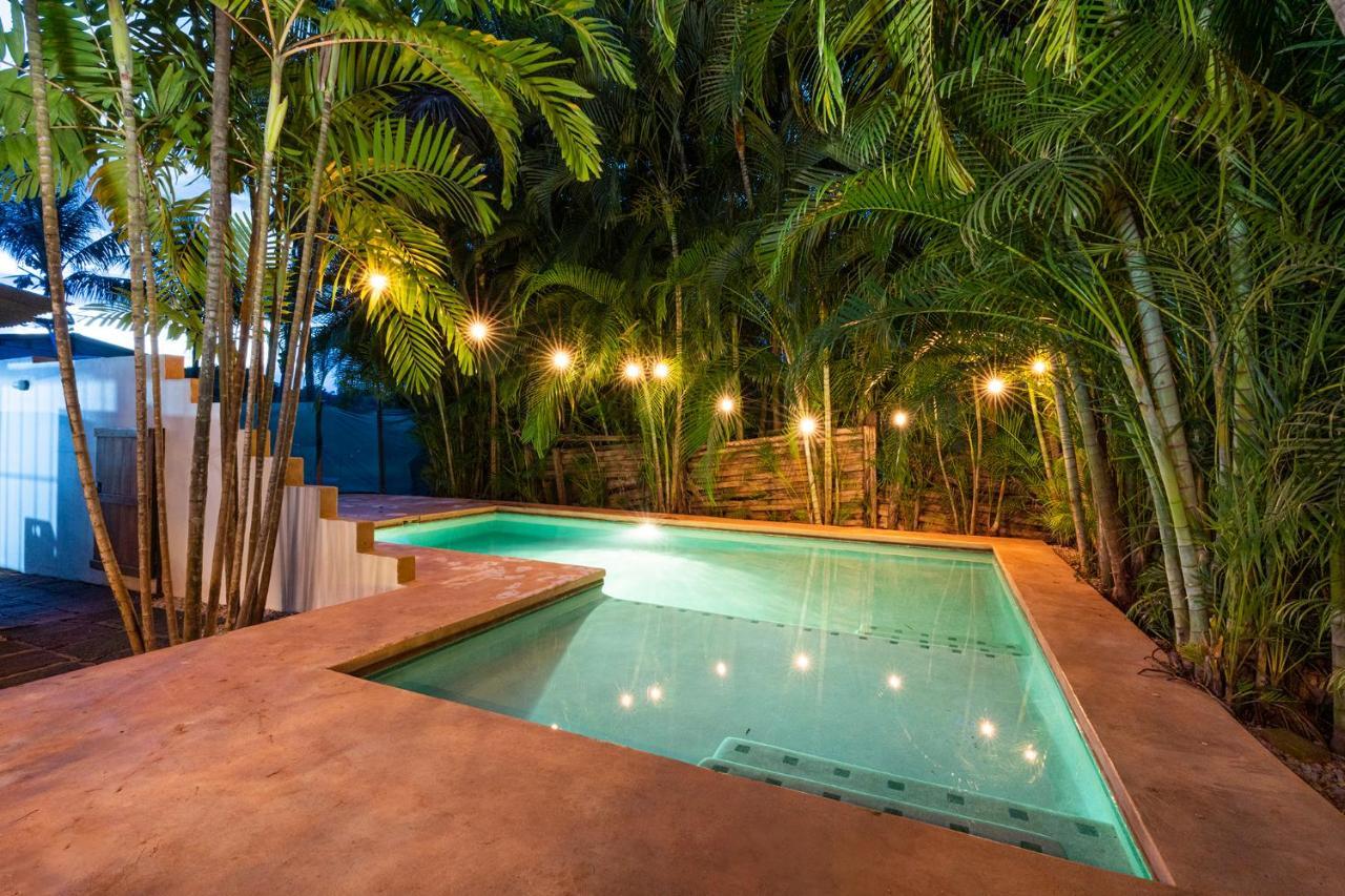 Cafe Playa Negra Hotel Exterior photo