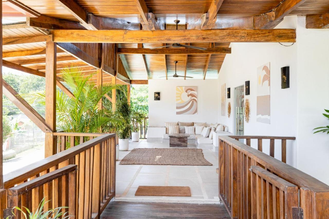 Cafe Playa Negra Hotel Exterior photo