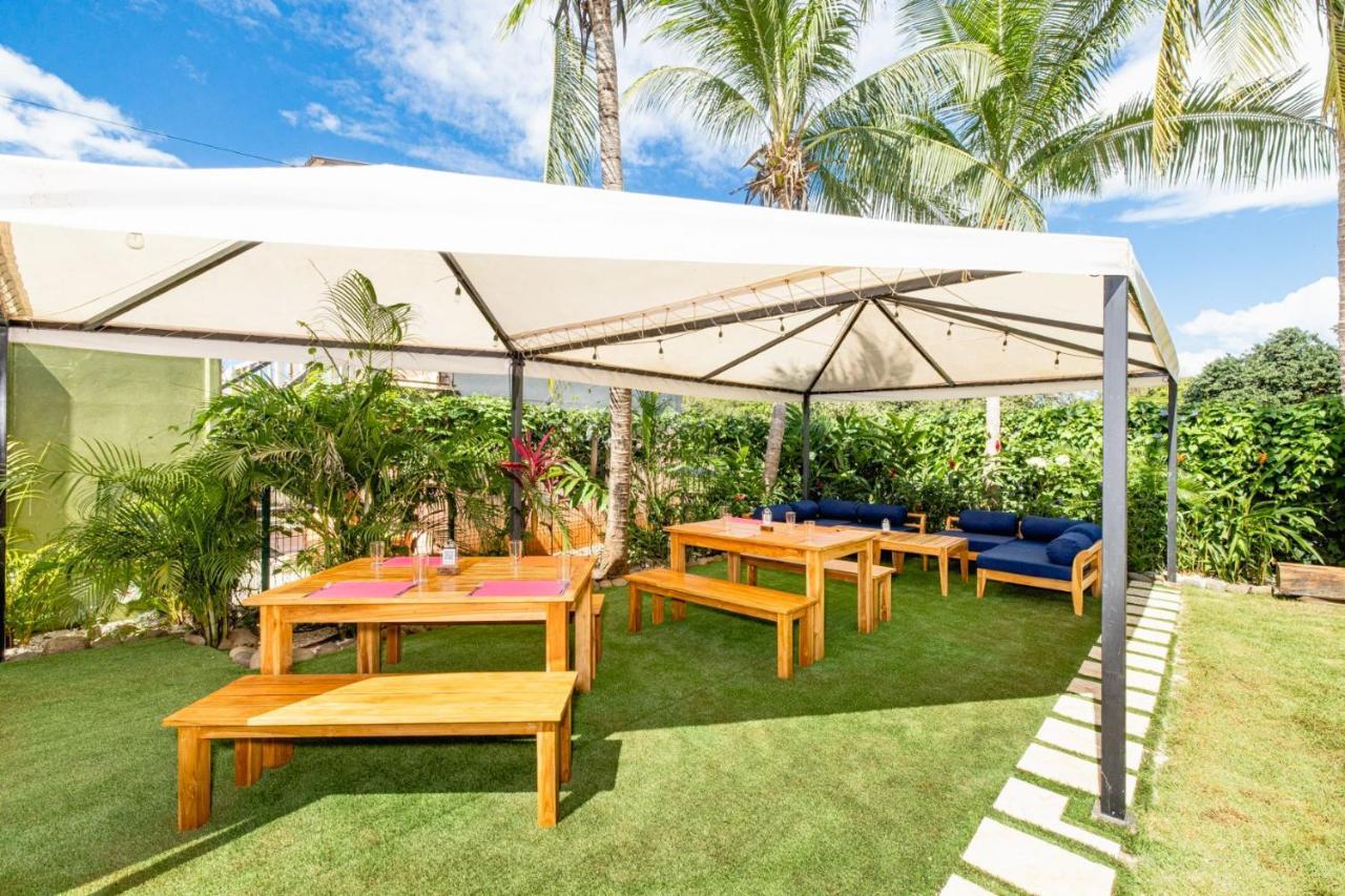Cafe Playa Negra Hotel Exterior photo